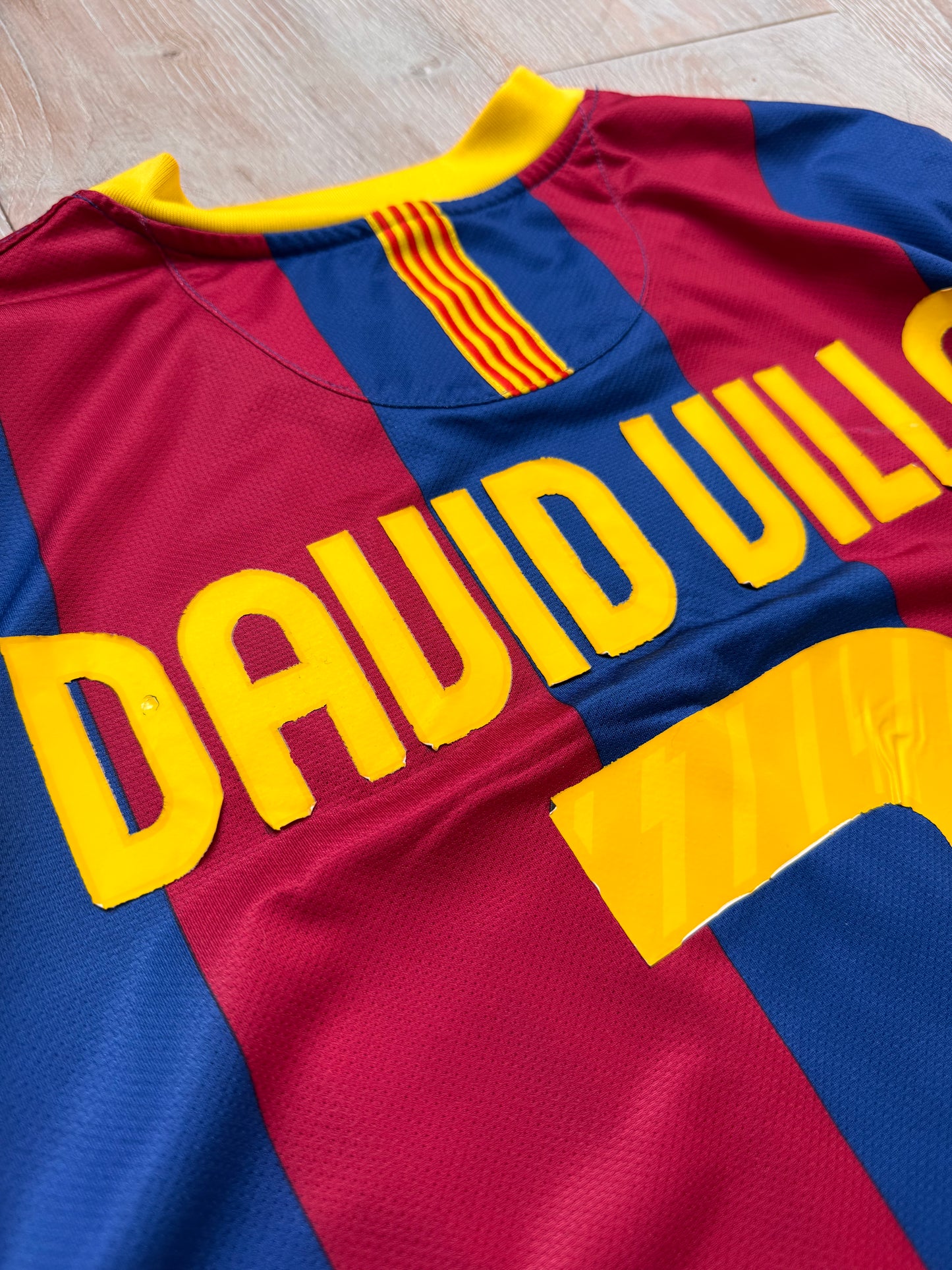 Vintage 10/11 Nike FC Barcelona David Villa Jersey (L)