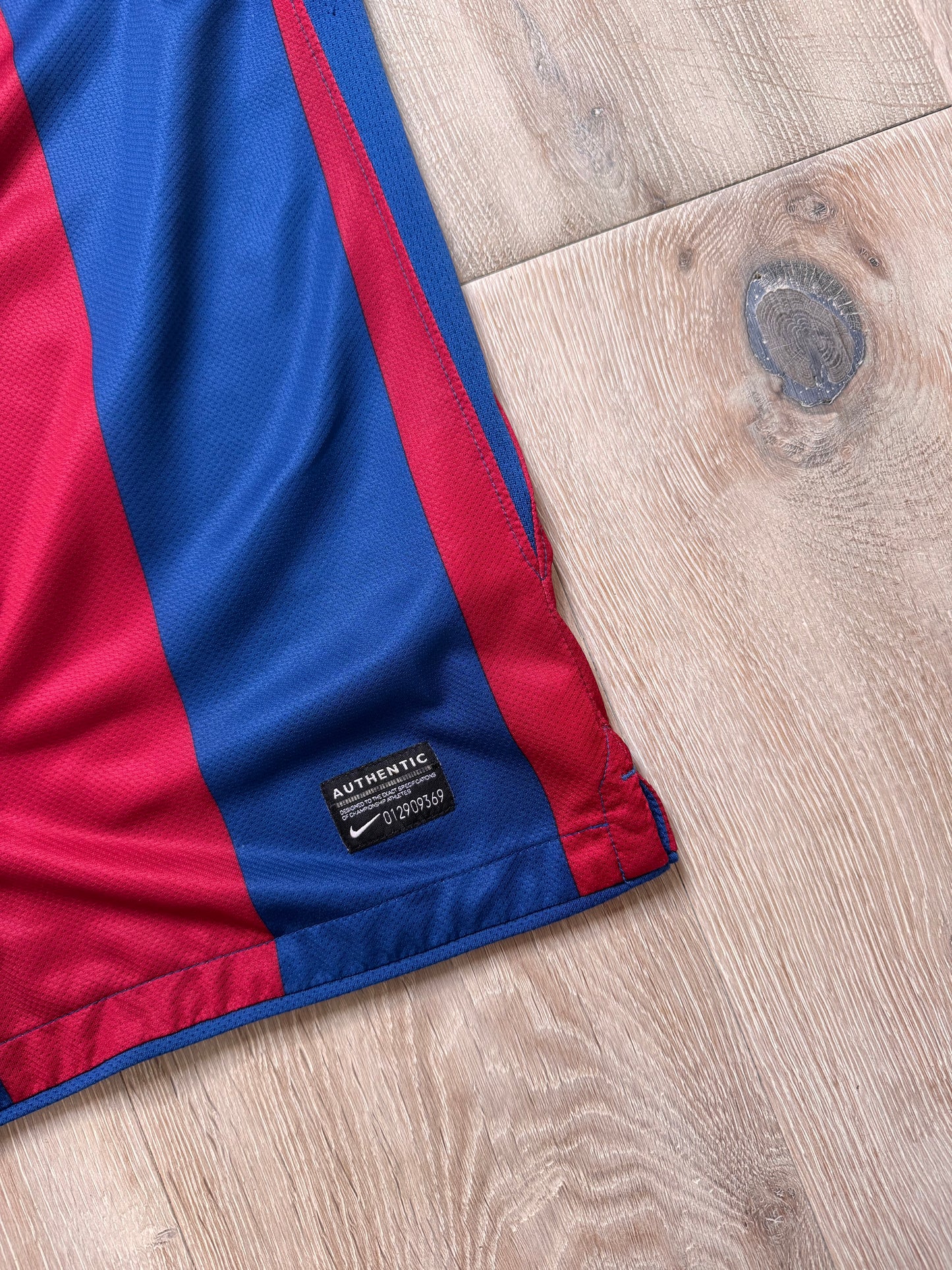 Vintage 10/11 Nike FC Barcelona David Villa Jersey (L)