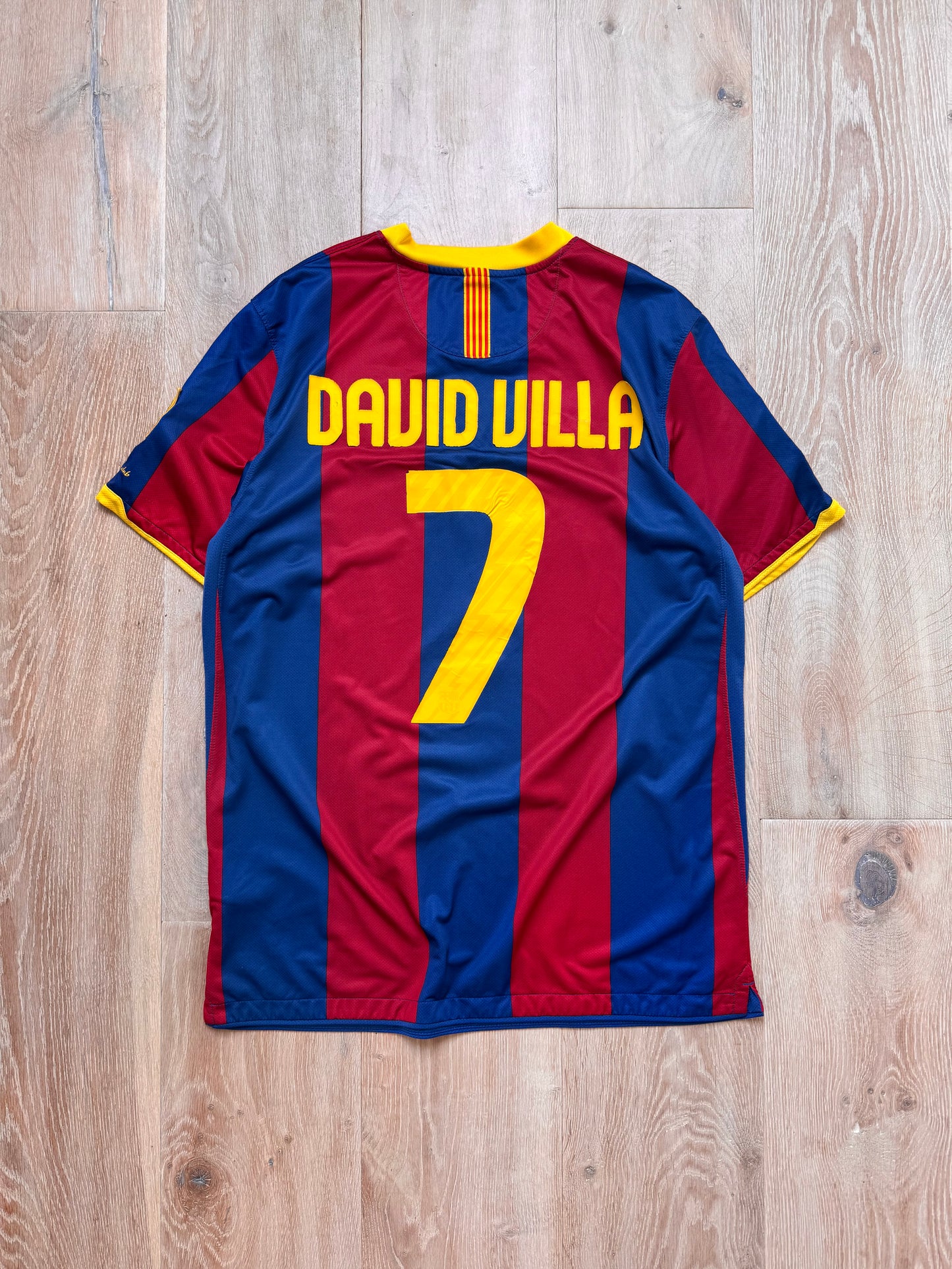 Vintage 10/11 Nike FC Barcelona David Villa Jersey (L)